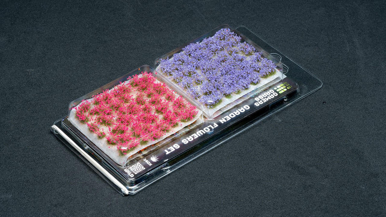 Gamers Grass Wild Garden Flowers Tufts SET-GF